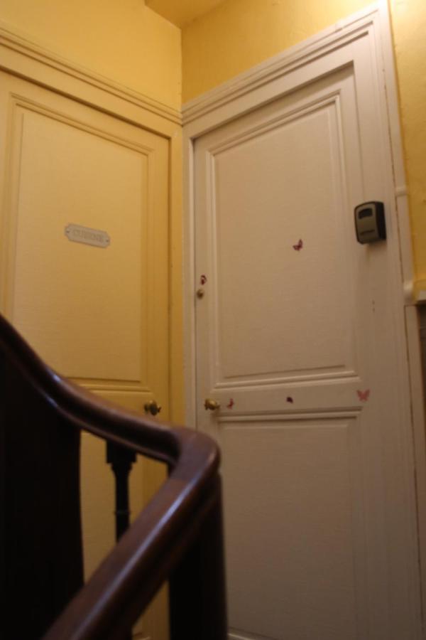 Chambres Poitiers Centre Ville - Salle de Bain, Réfrigérateur, TV et machine à café privatifs - Cuisine commune - Terrasse - Hôtel de ville à 200m Extérieur photo